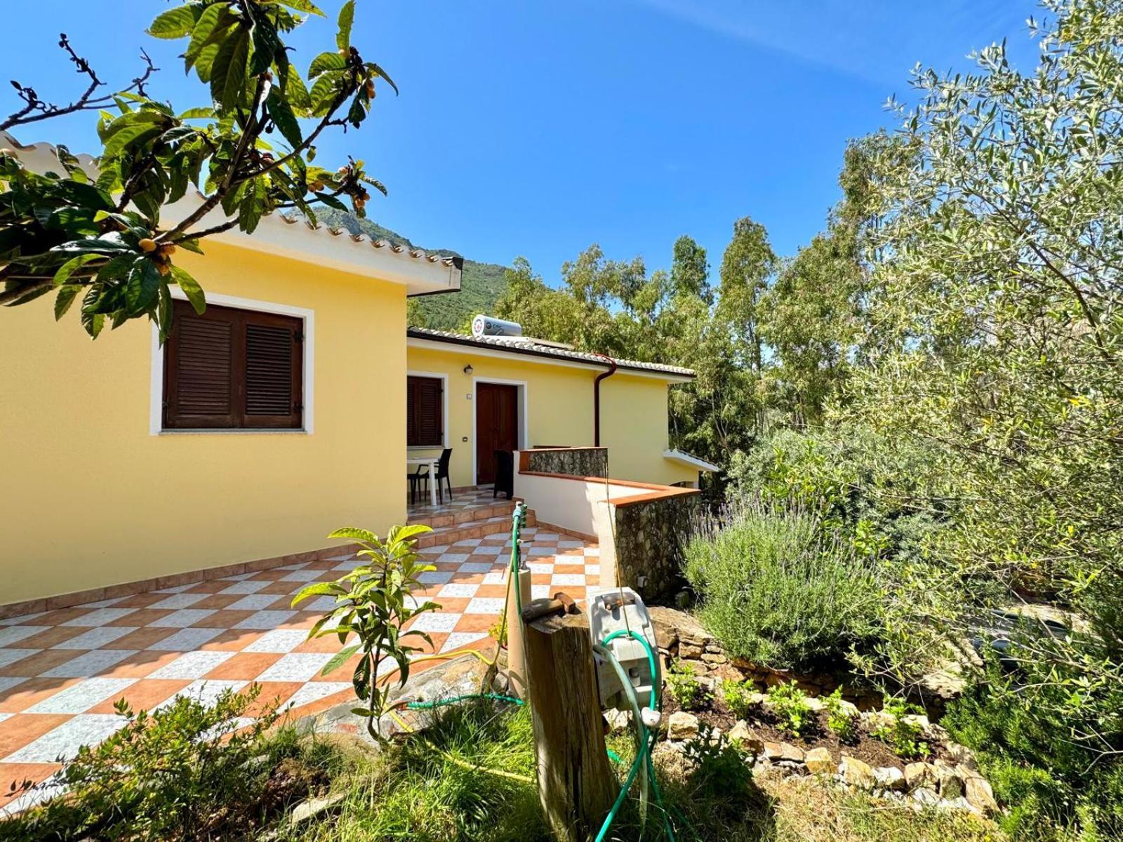 Villa With Pool Cardedu Exterior foto